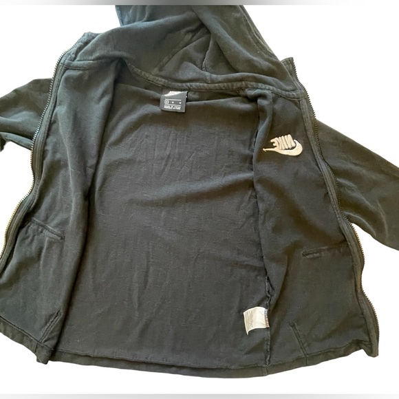 Nike Jacket - Picture 4 of 10